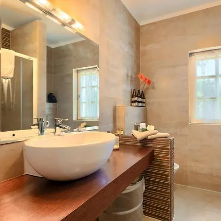Beautiful Chantilly With Pool In Visnjan Fabci